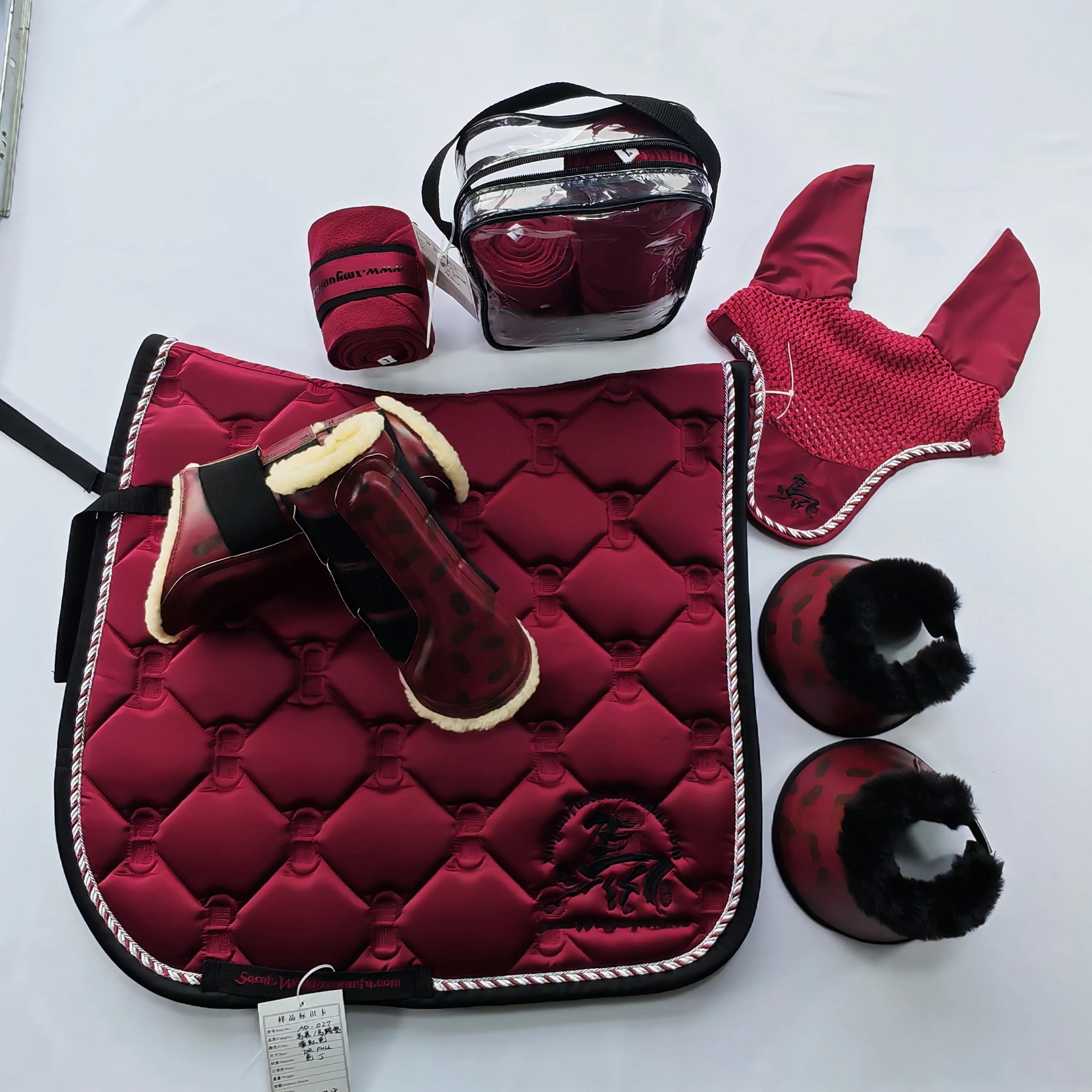 Accesorios para Caballos al por Mayor, Manta de Silla de Doma Inglesa, Proveedor Ecuestre Personalizado, Almohadillas de Salto para Caballos