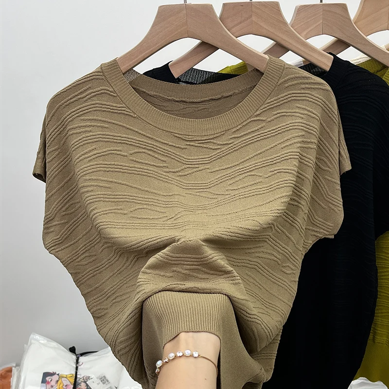 เสื้อยืดไหมน้ำแข็งถักแบบหลวม สไตล์เรโทร ปกปิดหน้าท้อง สำหรับผู้หญิง ใส่สบายๆ ลำลอง คอกลม รุ่นใหม่สำหรับฤดูร้อน