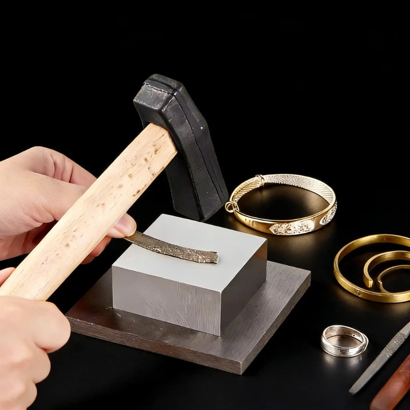 

DIY Multi-Pattern Texture Hammer - Square/Pit/Striped/Wave Tool for Gold Silver Ring Bracelet Crafting Tools