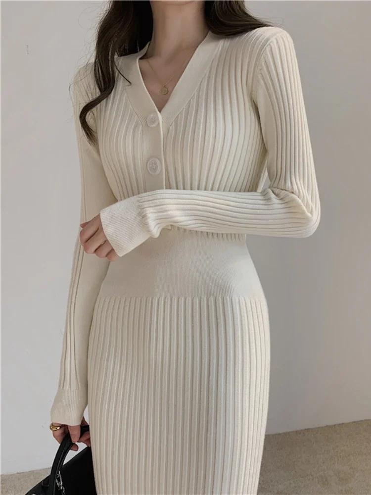 

2024 Winter Fashion New Women's Commuting Style Warm Knitted Hooded Dress V-neck Solid Color Knitted Bottom Wrap Hip Long Dress