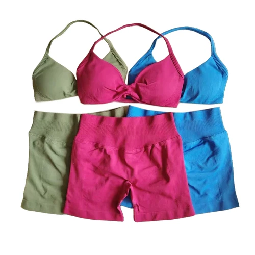 Traje de Yoga para Fitness para mujer, sujetador con cuello, Top, mallas deportivas, gimnasio, Pilates, levantamiento de cadera sin costuras, traje de Yoga para ciclismo de verano