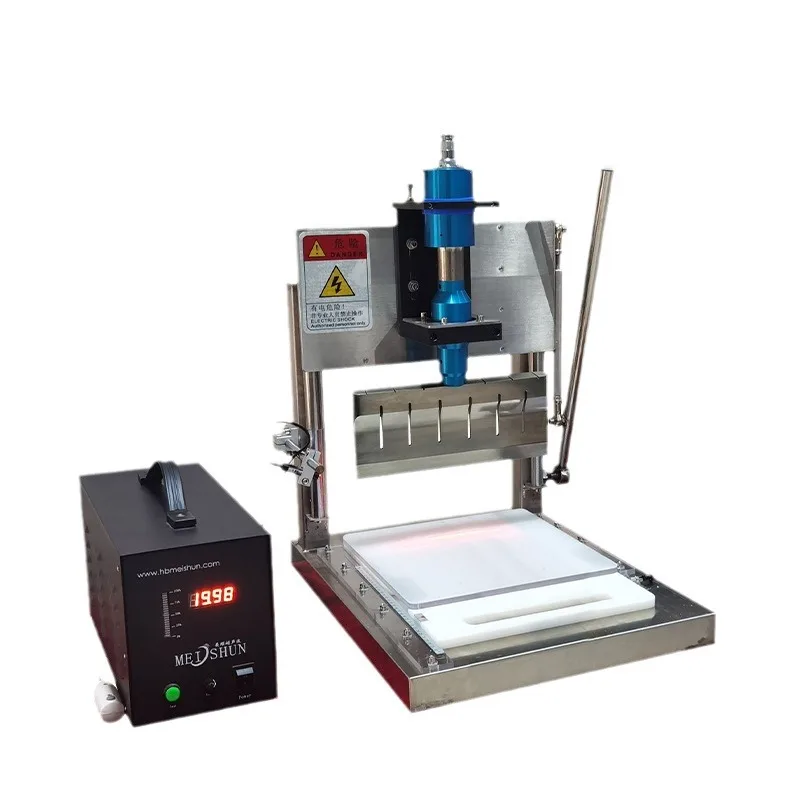 Food cutting equipment, round mousse cake cutter
