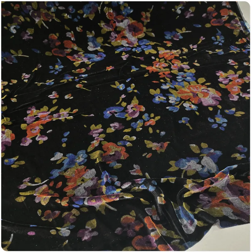

Black Floral High-grade Natural Silk Velvet Fabric Base Cotton