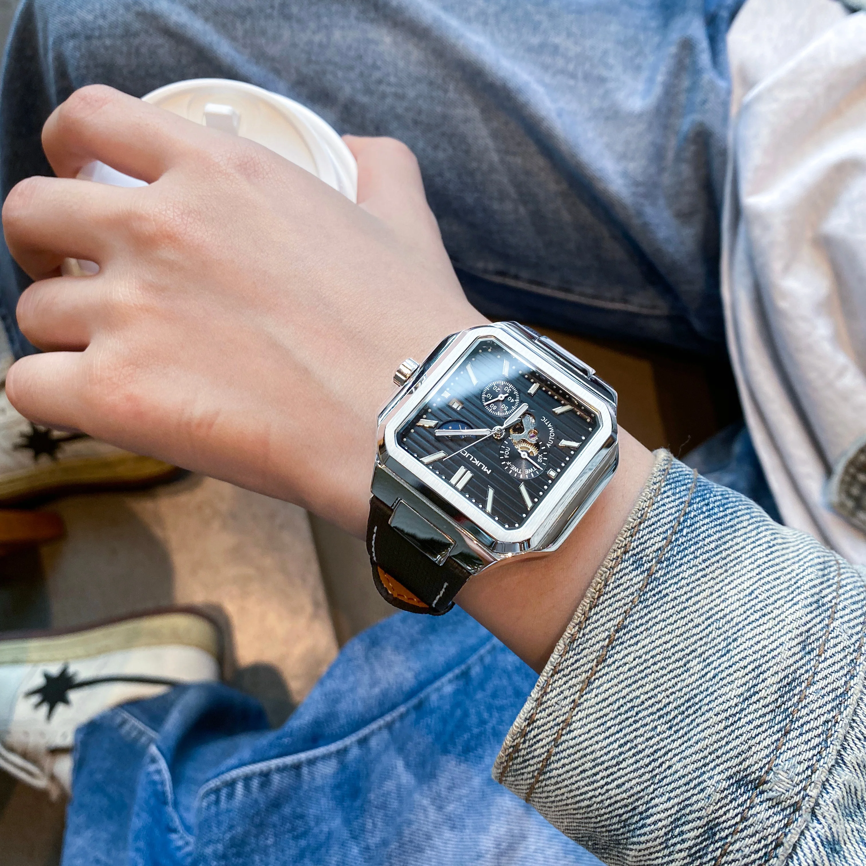 Роскошные персонализированные – обзор и цена Cartier Watch Tank