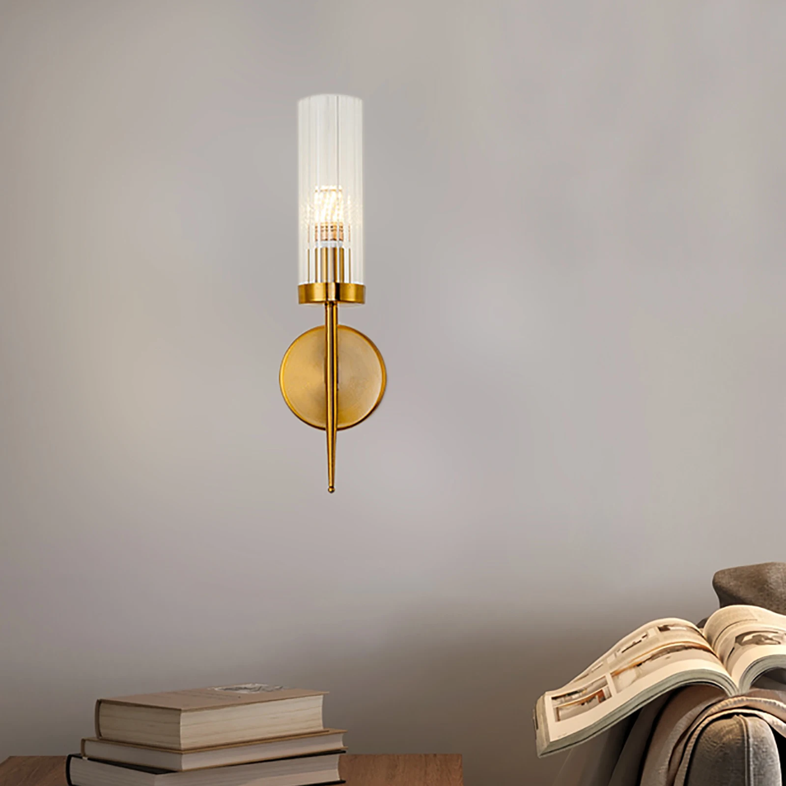 Lampada da parete moderna in oro, apparecchio cablato a testa singola da 110 V, compatibile con lampadina E26 (60 W max) per illuminazione di corridoi e scale