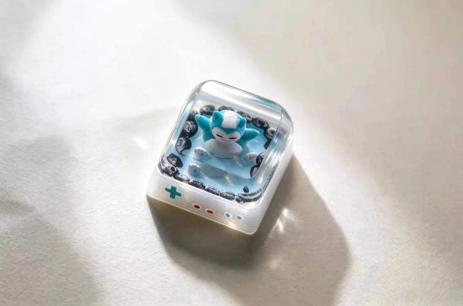 Pokémon Snorlax Keycap Resin Translucent Cartoon Mechanical Keyboard Cross-axis Game Peripheral E-sports Accessories Gift view 2