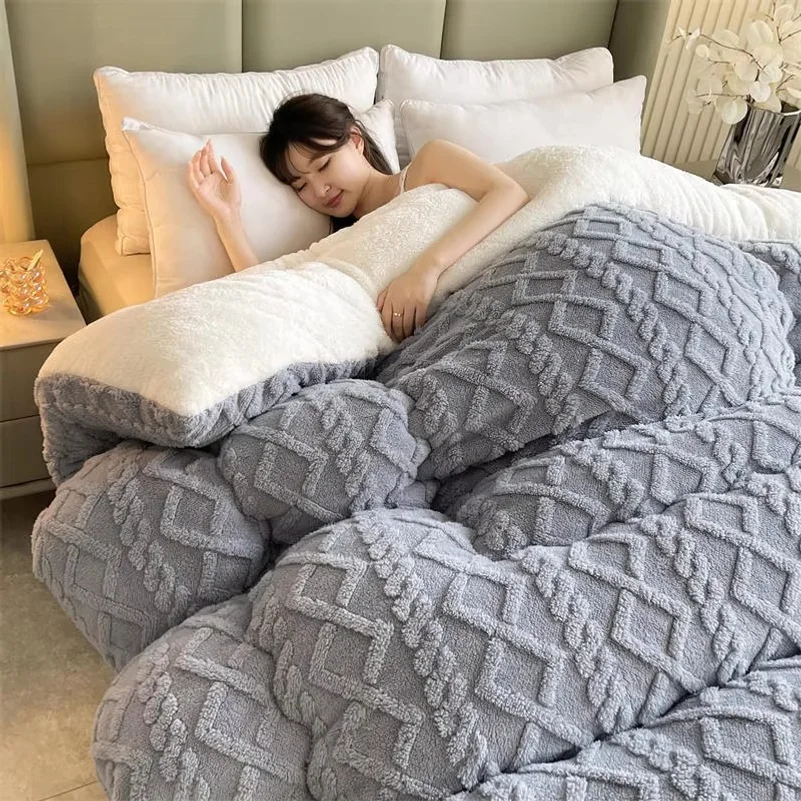 Super Thick Autumn Winter Warm Blanket for Bed Artificial Lamb Cashmere Weighted Blanket Soft Comfortable Warmth Quilt Comforter