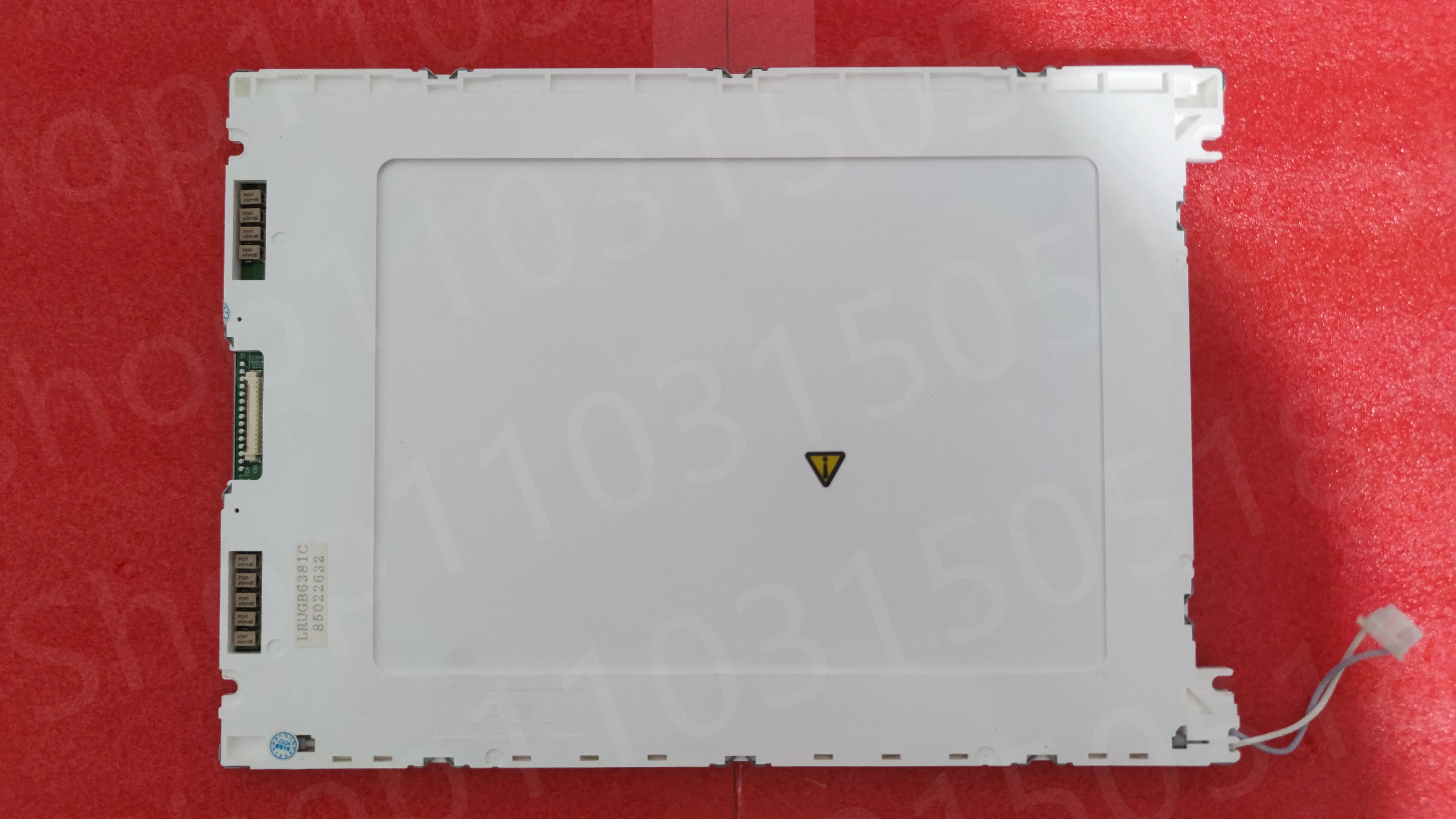 

Original brand LRUGB6381C LCD screen LRUGB6381A LRUGB6381B fast delivery