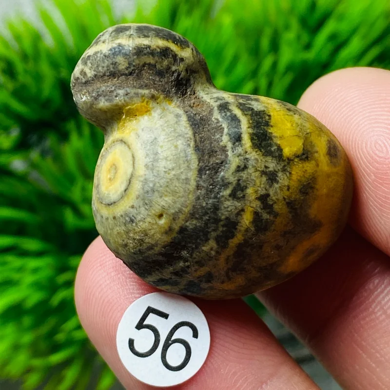 Gobi Desert Angel Eye Rock Mineral Specimen Natural Energy Chakra Witchcraft Stone Family Decor