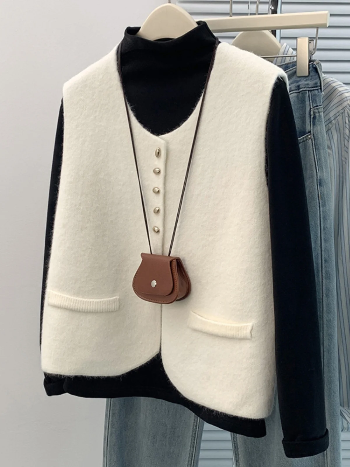 

Ele Knitted Vest Women's Faionable Simptic Suit Top Layered Clothing Tagl Button High-End Feeling Commute Sle