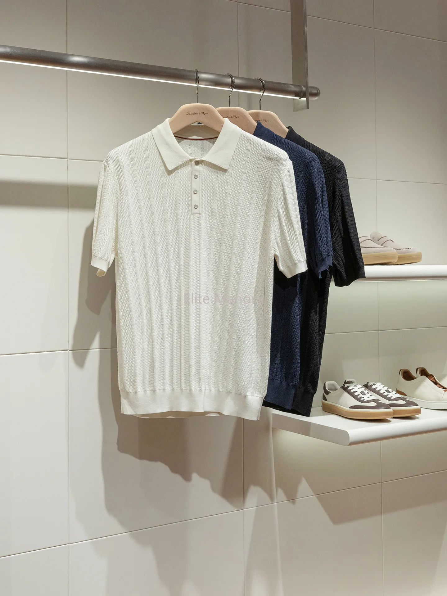 

Рубашка-поло с коротким рукавом из смесового шелка и хлопка, изготовленная на заказ, приятная для кожи и дышащая.