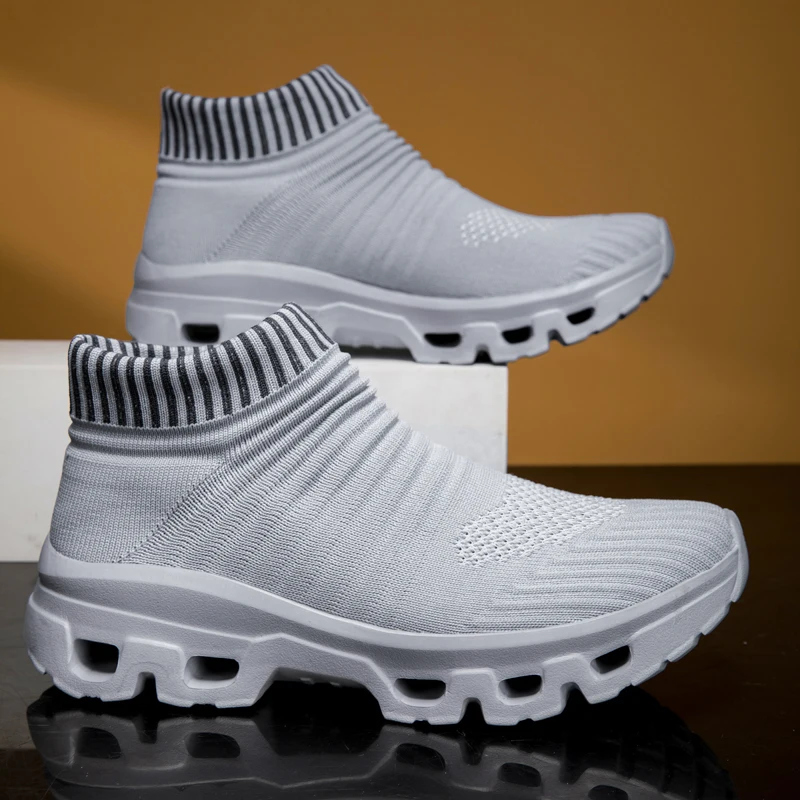 Classic Black Socks Runing Shoes Men Walking Trainers Women Slip on Couple Casual Shoes Lightweight Sneakers Men basket homme