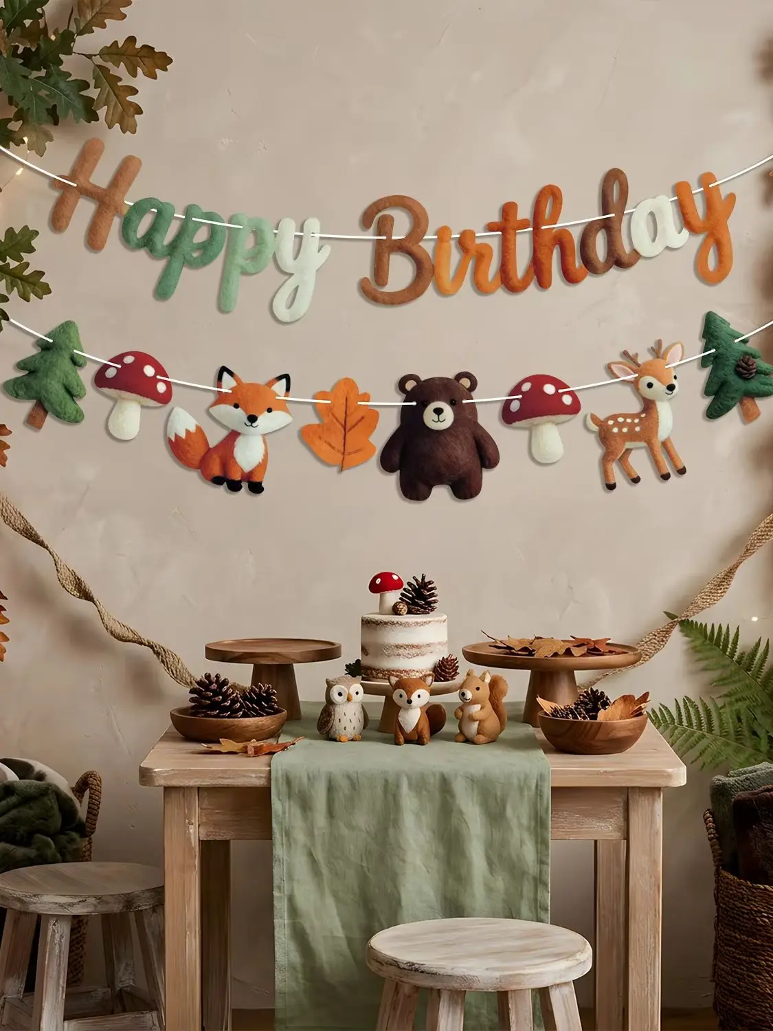Waldtier-Geburtstagsbanner aus Filz mit Fuchs, Bär, Hirsch, Pilzen, Rustikale Herbst-Geburtstags-Wanddekoration