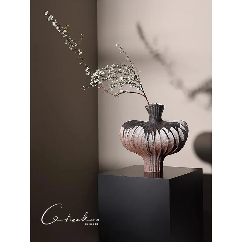 Retro- und alte Keramik