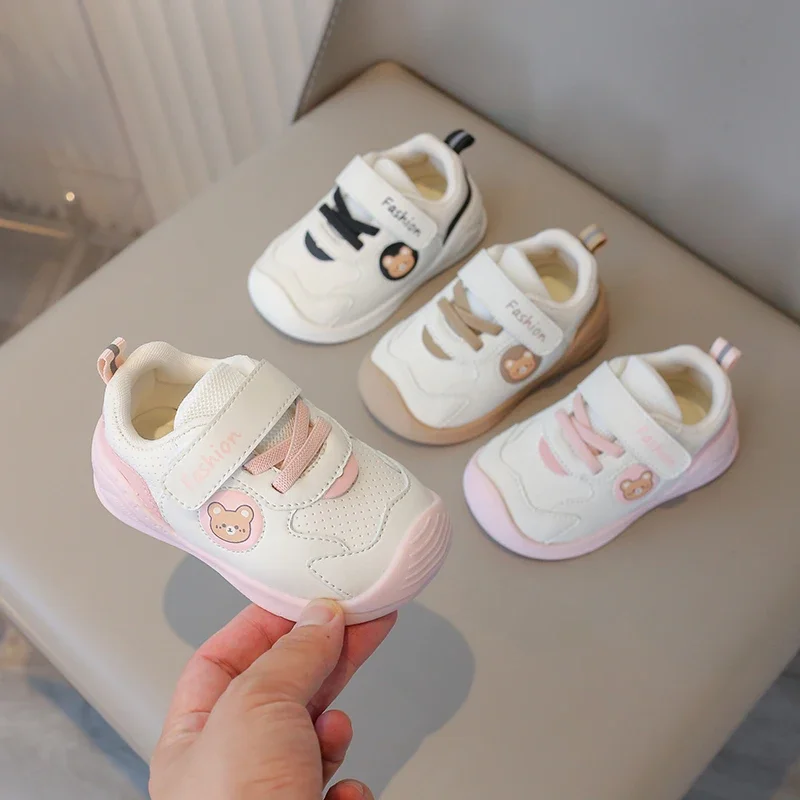 لطيف طفل أحذية مشي أصابع توج لينة وحيد الاطفال أحذية رياضية هوك وحلقة 2025 الخريف جديد الأطفال أحذية رياضية مريحة #1