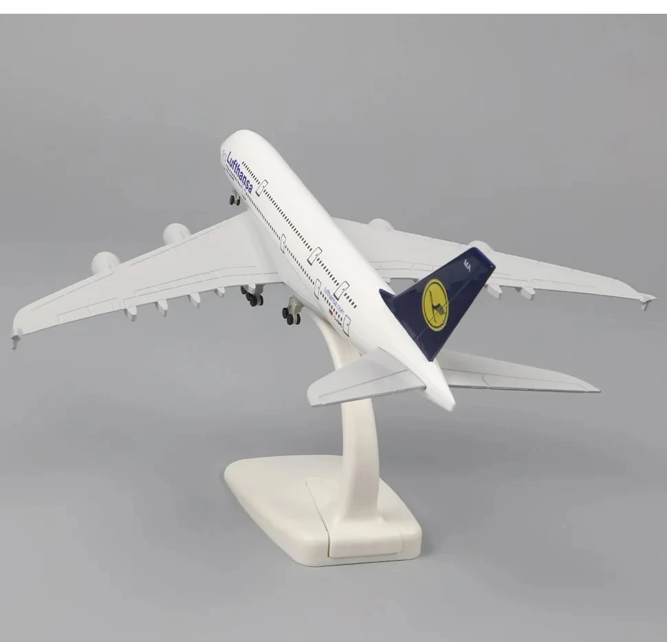 20cm Lufthansa A380 Airplane Model Miniature Plane Alloy Metal A380 Airlines Diecast Airplanes Aircraft & Wheels For Collections