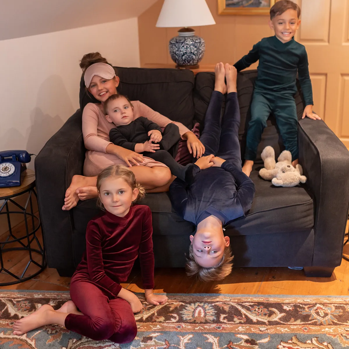 Рисунок 4 - AP 2025 AW Велюровая одежда для отдыха