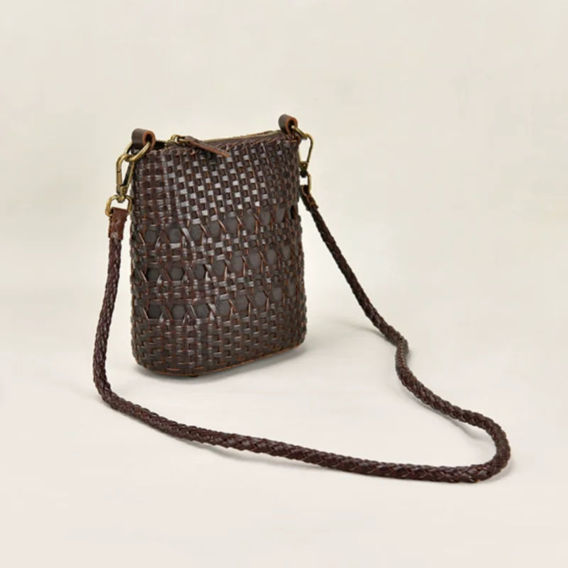 

New retro Japanese handmade vegetable tanned cowhide woven shoulder messenger bag leather hollow cross-body female bag