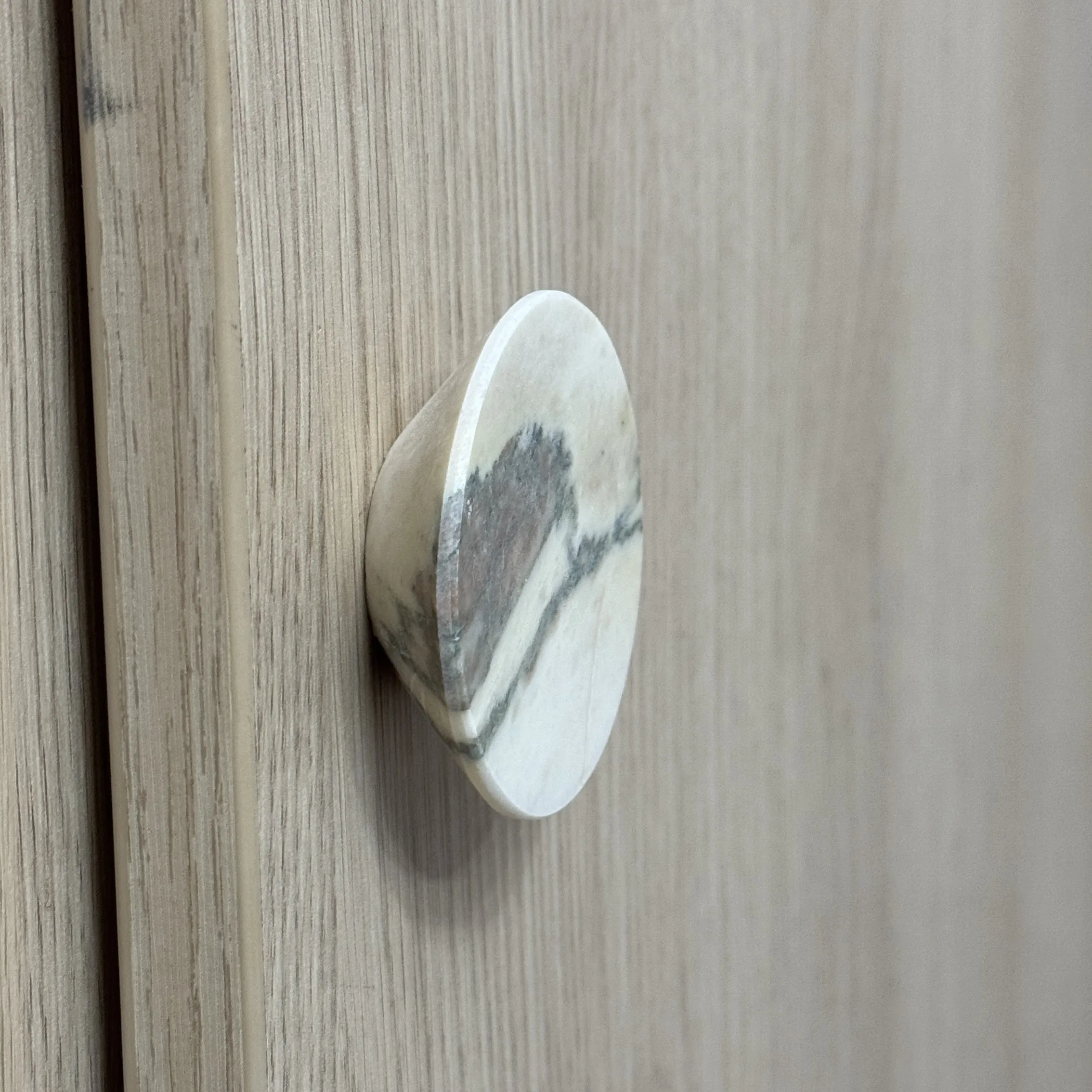 

Modern Minimalist Wardrobe Handle Natural Marble Drawer Knob Retro Cabinet Stone Pull