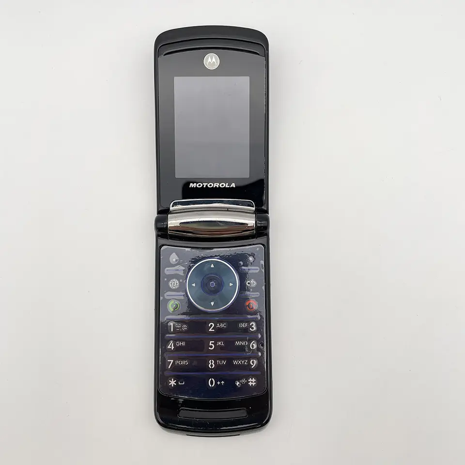 Motorola RAZR2 V8 Refurbished-Original V8  2MP Detachable Battery 770mAh Cell Phone Wholesale Free shipping - 2