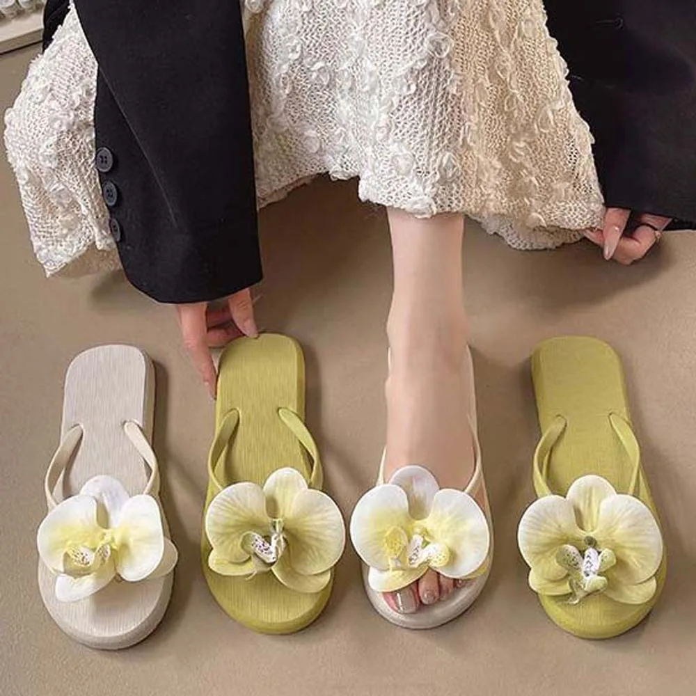 

Creative PE Butterfly Orchid Flip Flops PVC Thickened Moth Orchid Household Shoes Shoes Charm Green Women Flower Slippers Pool