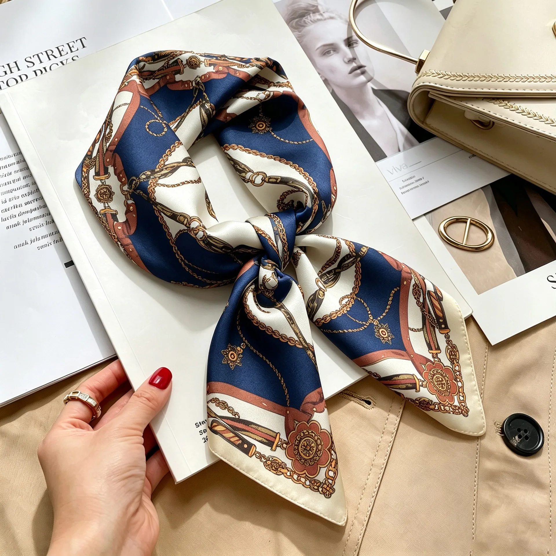 ผ้าพันคอไหมพิมพ์ลายโซ่หรูหราขน - Silk Tie Woven บทวิจารณ์และราคา