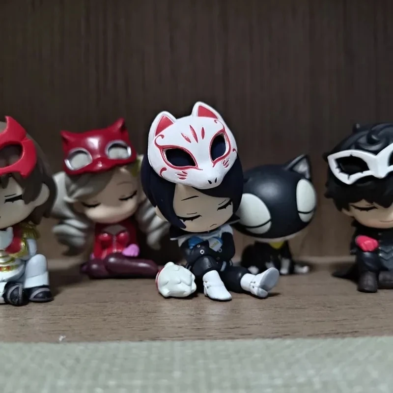 

In Stock 5pcs Tomy Gashapon Twisted-Wonderland Ace Trappola Toys Persona 5 Tactica Collectible Model Desktop Ornament Kids Gift