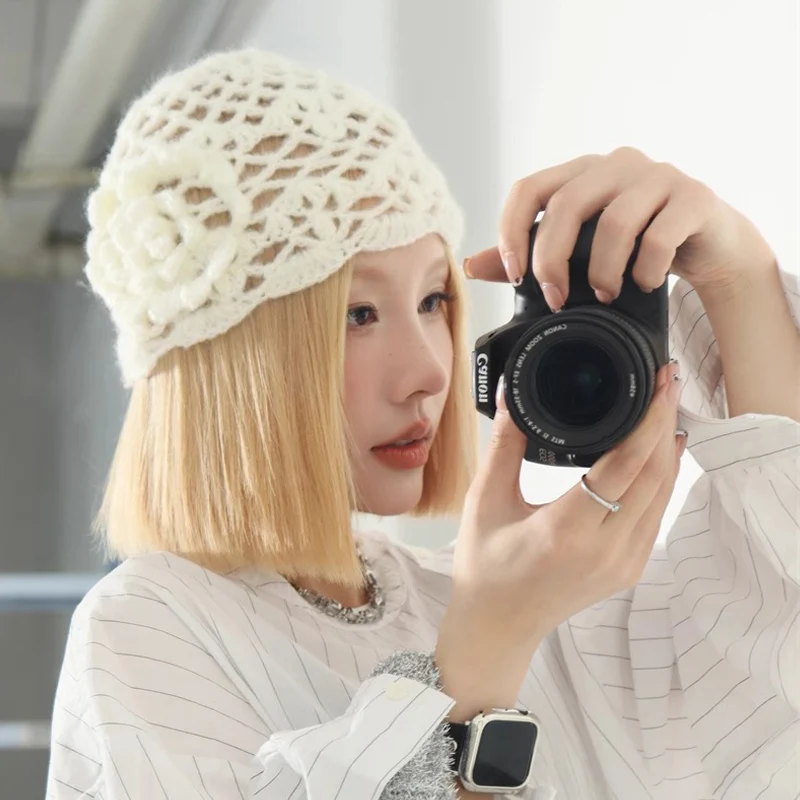 Handmade Crochet Hat Korean Instagram Blogger\'s Beanies Hollowed Out Pullover Hat Three-dimensional Flower Knitted Hat