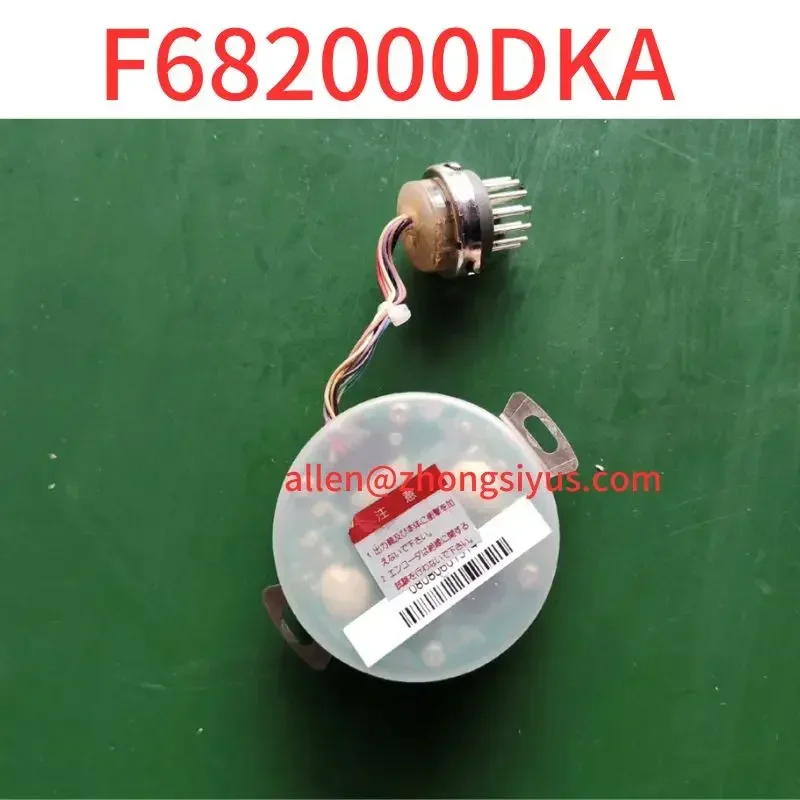 

used Encoder F682000DKA
