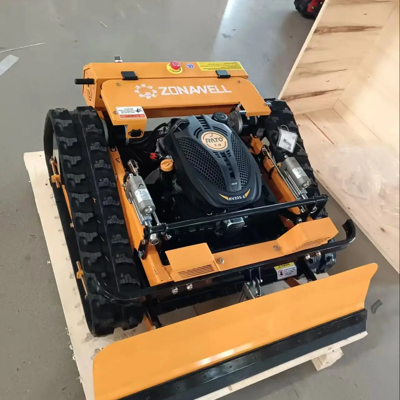 맞춤형 무선 4행정 크롤러 잔디깎이: 제로 회전 고효율 크롤러 잔디깎이 로봇 트랙터