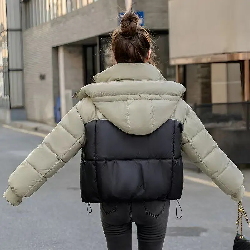 2025 الخريف الشتاء أسفل سترة المرأة سترات جديدة مقنعين الدافئة القطن معطف مبطّن الإناث موضة التباين أبلى الخبز معطف علوي