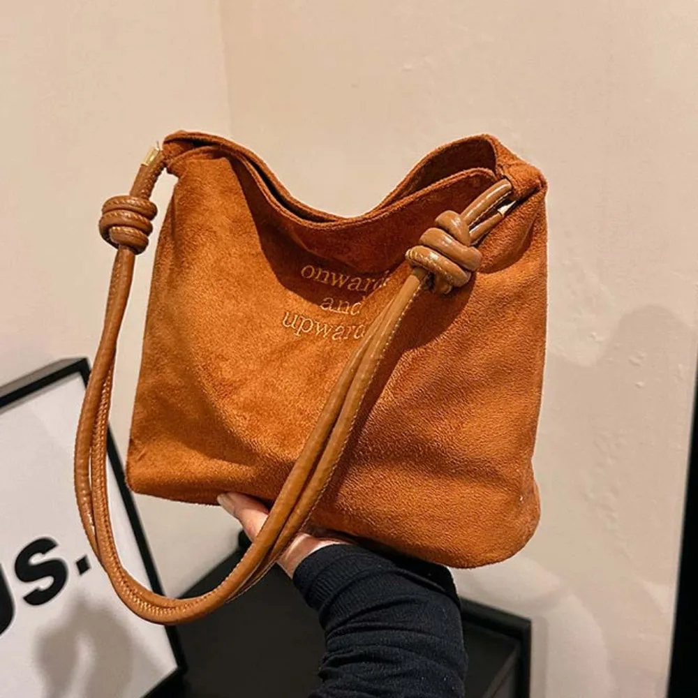 Bolsa de camurça de grande capacidade feminina com fivela magnética, letra versátil, bolsa PU de veludo, bolsa retrô fosco, inverno