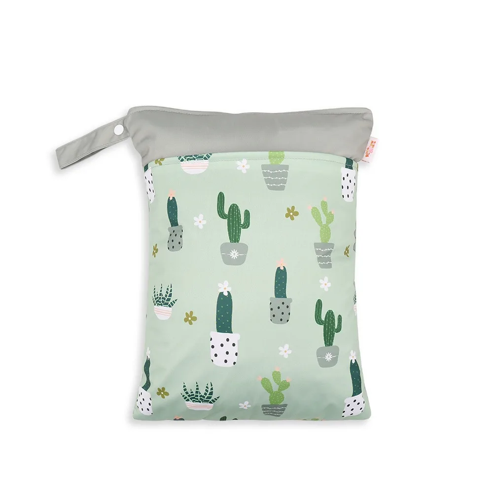 

Водонепроницаемая многоразовая сумка для подгузников с ручкой, портативная сумка для мамы, моющаяся, 30*40 см, сумка-органайзер для влажных подгузников, для детских подгузников