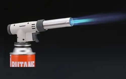 Professional Kitchen Butane Torch with Adjustable Flame, 2700°F for Sous Vide & Pastries, Anti-flare, Includes Stand