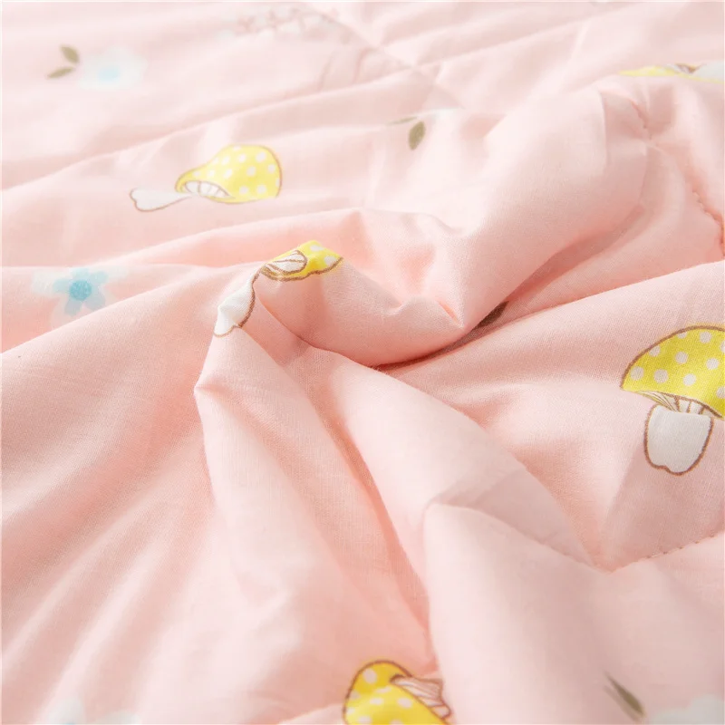 Cartoon Mushroom Comforter for Girl Teen Room Decor, Botanical Floral Quilt,1 Piece Soft Comfortable Air-Conditioning Thin Duvet