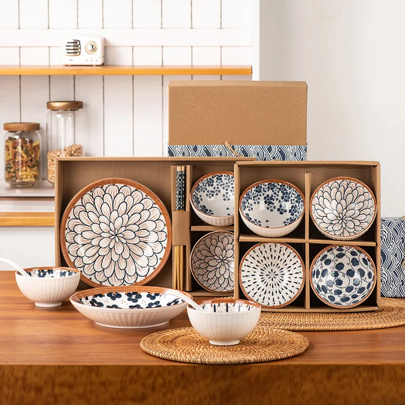 الفاخرة الطفل الكبار طبق السيراميك النمط الياباني لطيف مجموعة أدوات المائدة المزجج اللون عملية سلطة فواكه وعاء التغذية هدية الإبداعية