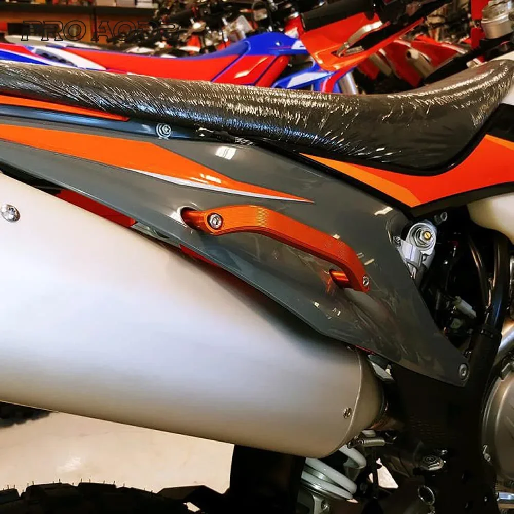 ل Husqvarna دراجة نارية FC FE FX TC TE TX 2019-2023 الألومنيوم الركاب الخلفي انتزاع السكك الحديدية مقبض ل KTM SX SXF EXC EXCF XC XCF XCW