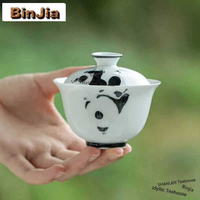 

Чаша ручной работы из белого фарфора, 130 мл