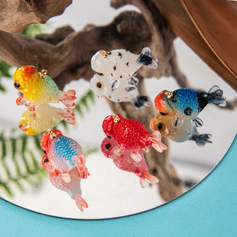 

Min order 12pcs/lot color print animals cartoon fish shape resin beads charms diy jewelry garment pendant accessory