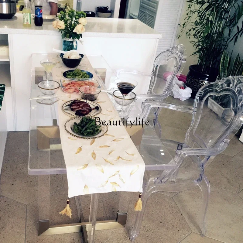 ls 04Personalisierter Esstisch aus transparentem Acryl, galvanisierter Sockel aus Edelstahl mit Champagnergold, hochtransparentes Plexiglas