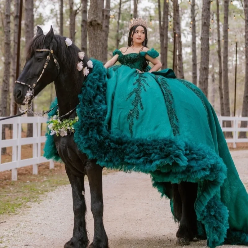 

Dark Green Quinceanera Dress off-shoulder Crystal Decal Lace Ruffles Long tail Bow vestidos de 15 Quinceanera ﻿Customize