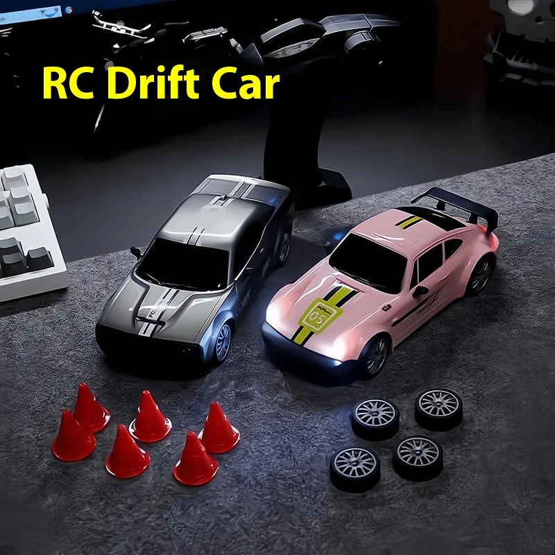 

Rc1:20 Four-Wheel Drive Remote Control Drifting Car Light Flick Stunt High-Speed Remote Control Model Children'S Toy