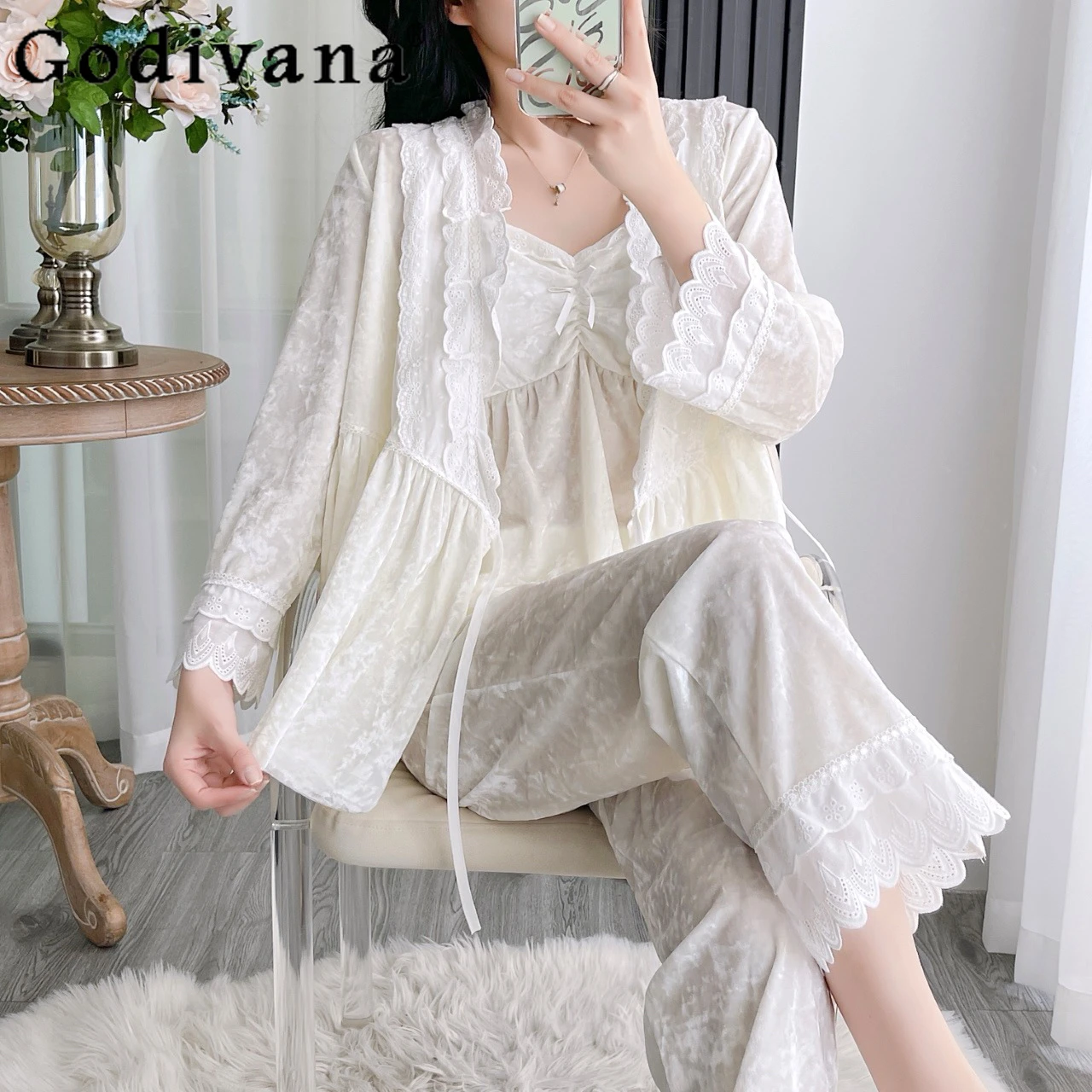 

Sweet Velvet Pajamas Women Spring Autumn Court Nightgowns for Vintage Lolita Sleepshirts Set