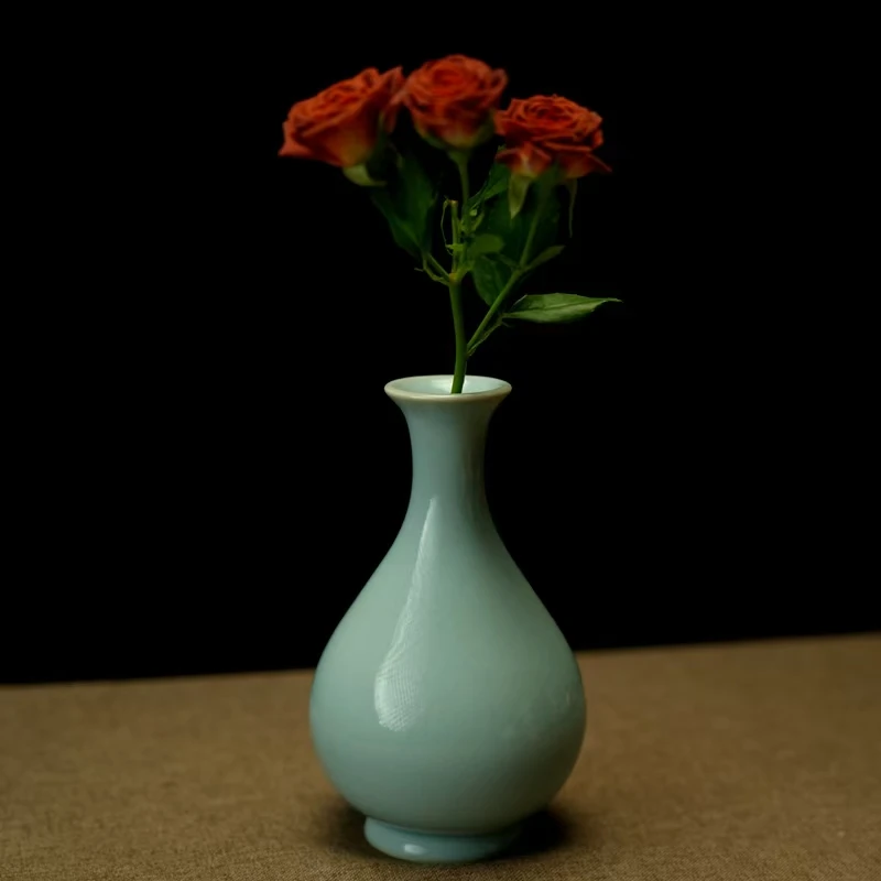 

Ru Kiln Vase Chinese-style Jade Spring Vase Small Decorative Item Ru Porcelain Sky Blue Ice-crack Ceramic Vase