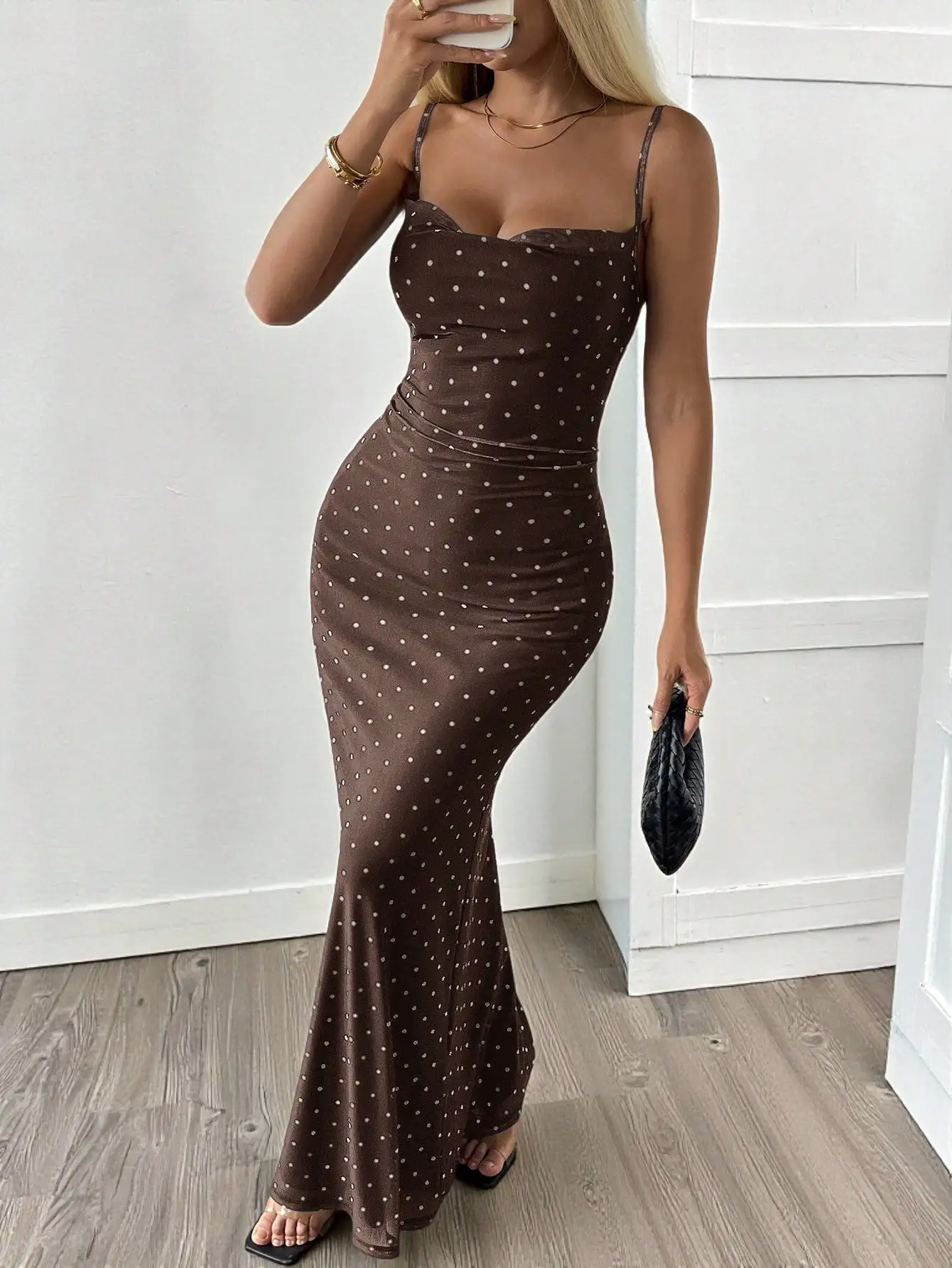 Vestido maxi sin mangas con lunares marrones para mujer, elegante silueta de sirena