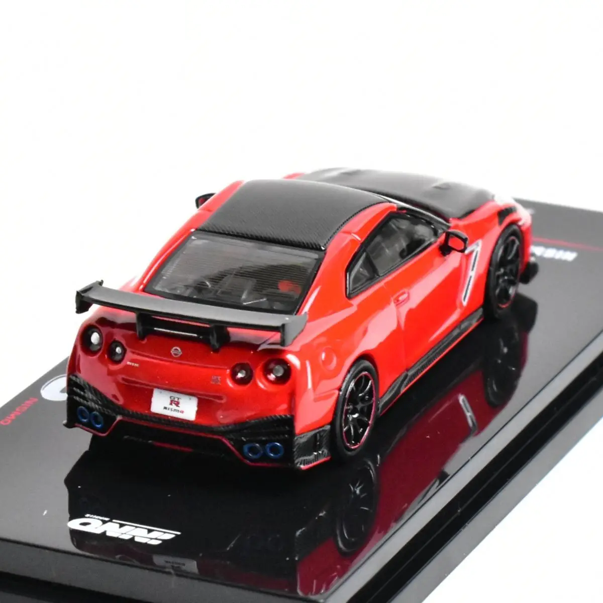 

INNO 1:64 Enthusiast R35 NISMO Giftable Diecast Model Car