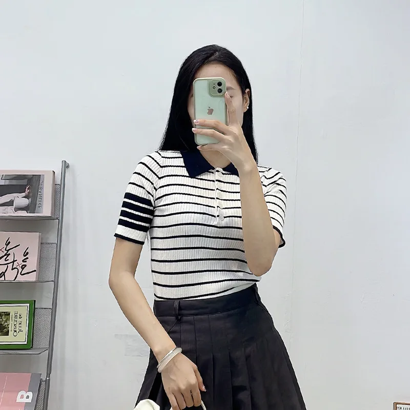 Dophee Fashion Lady Elegant Short Sleeve T-shirt Black and White Contrasting Stripes Polo Shirts Pullover Slim Knitted Basic Top