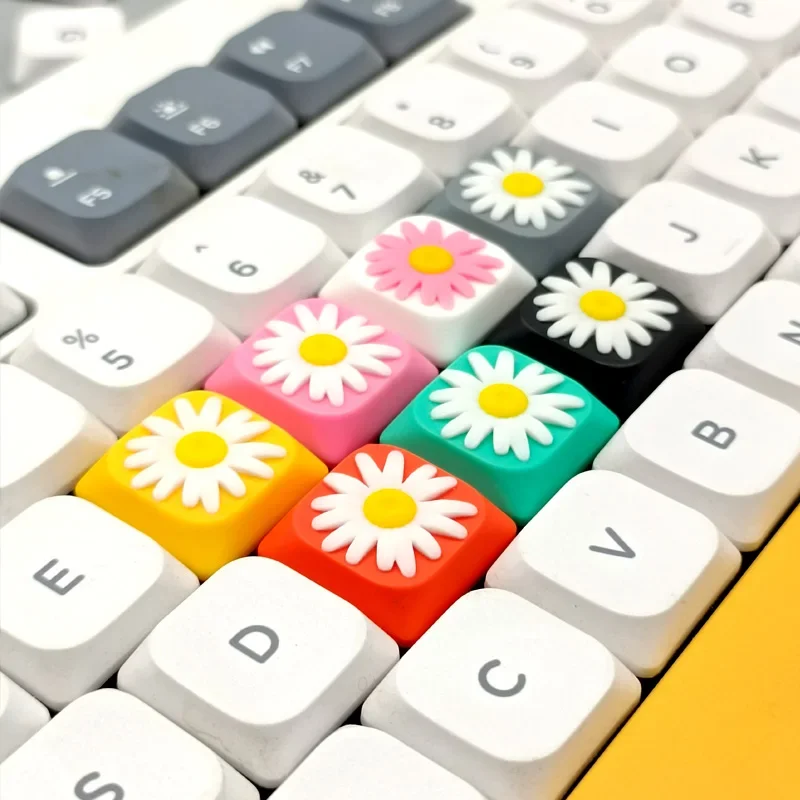 Cute Flower Resin Anime Keycap Creative Custom Two Color Injection Molding Ultra-thin Low Profile Keycap for Mechanical Keyboard