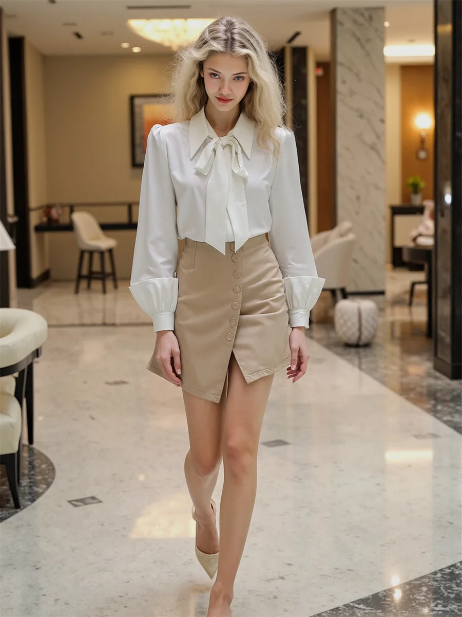 Luźne białe koszule, stylowe bluzki z długim rękawem, odzież damska, trend 2025, letni streetwear, satyna, metaliczny colorblock, nowy, dopasowany krój.