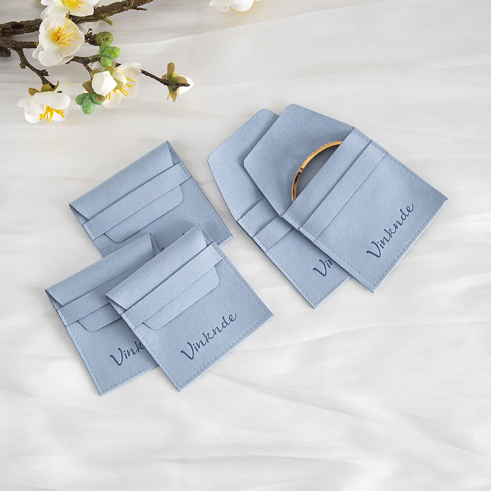 

100Pcs Fashion Jewelry Flap Earrings Bag Custom Logo Wedding Gift Microfiber Velvet Storage Packaging Pouch For Ring Bracelet